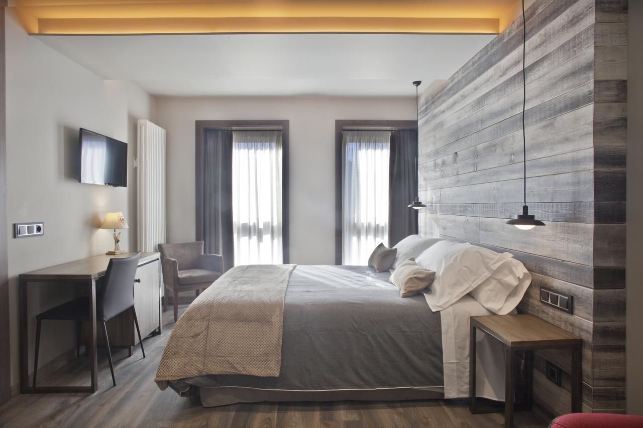 Hotel Boutique La Neu เบนาสเก ภายนอก รูปภาพ